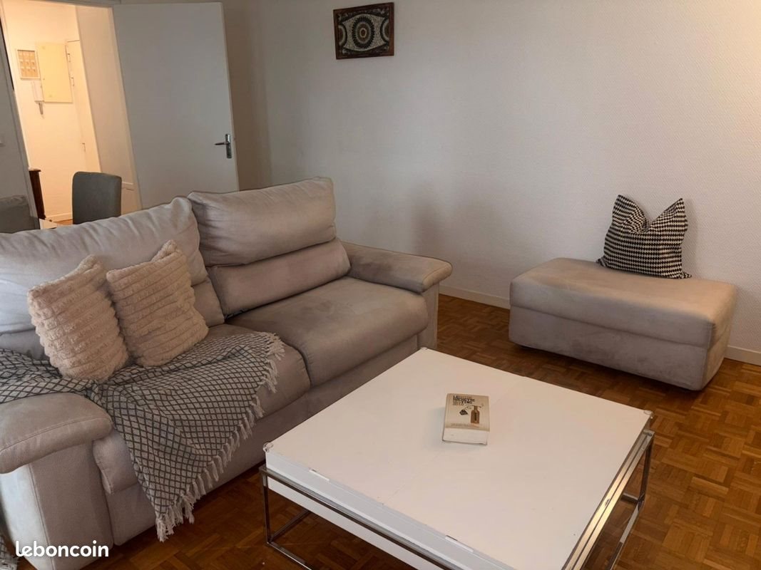 Appartement à louer, 50m², Courbevoie