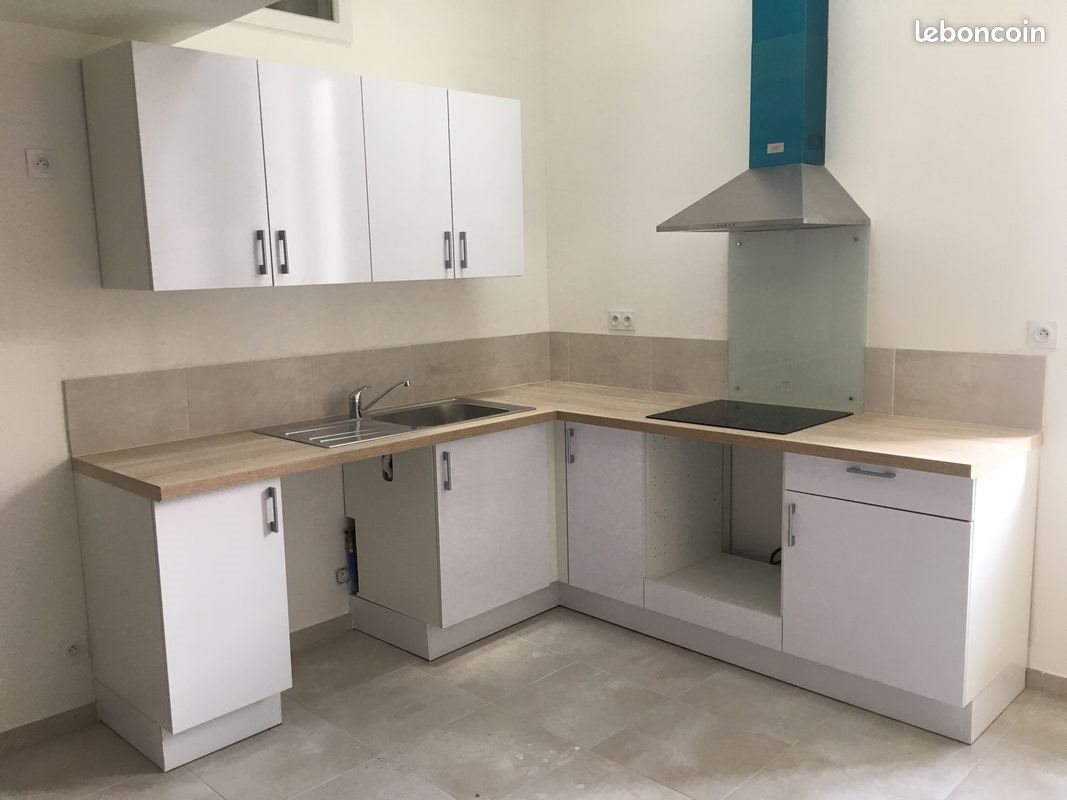 Appartement à louer, 50m², Nîmes