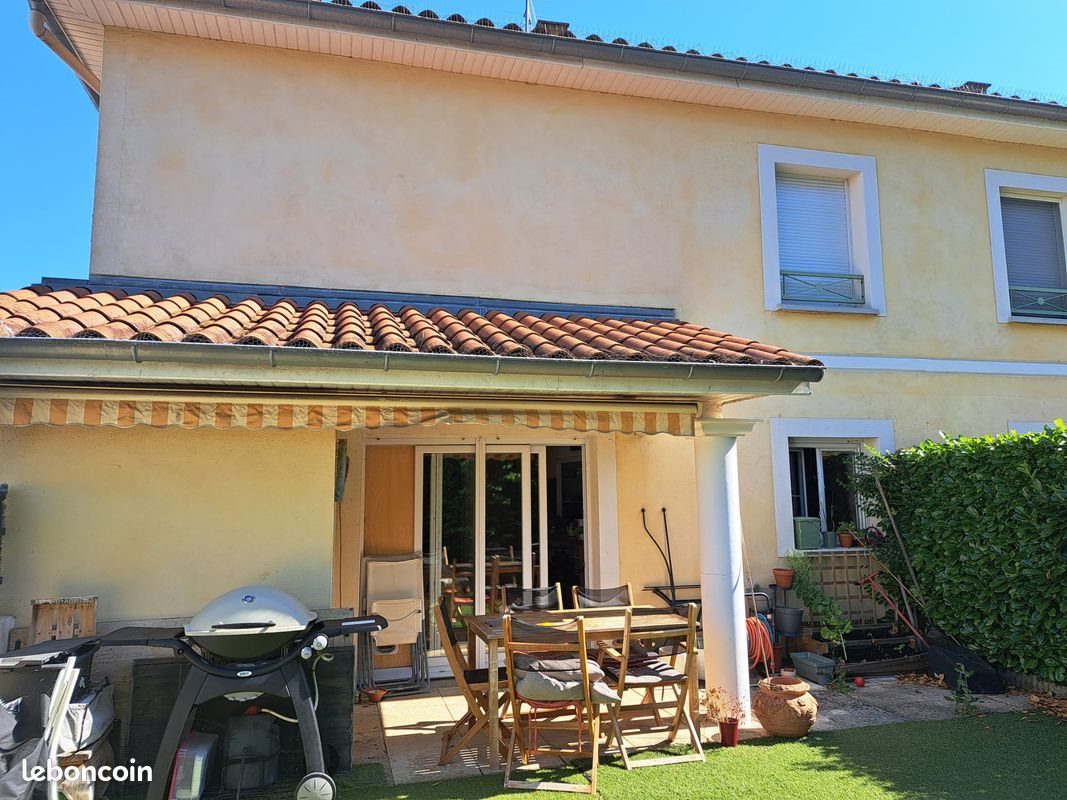 Maison à louer, 94m², Lentilly
