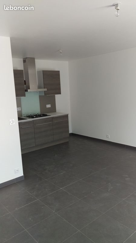 Appartement à louer, 42m², Auxerre