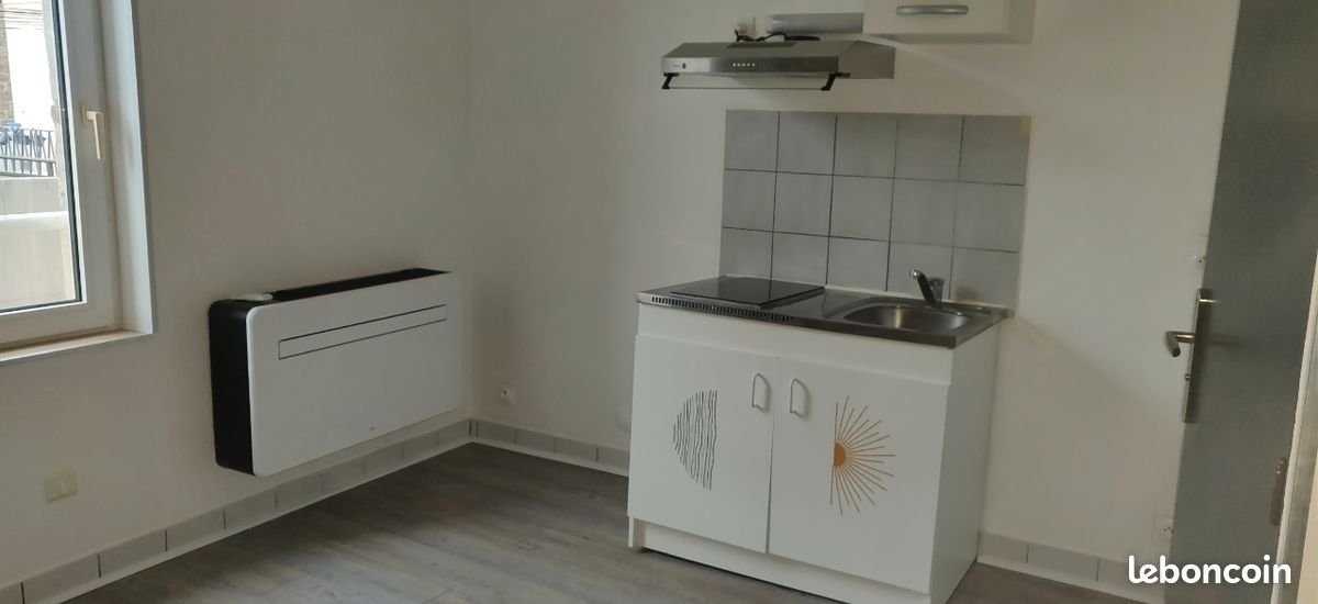 Appartement à louer, 17m², Brive-la-Gaillarde