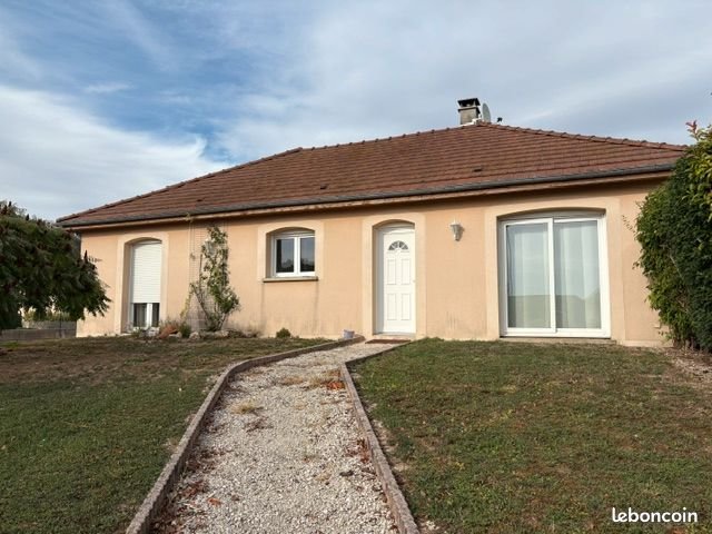 Maison à louer, 113m², Payns