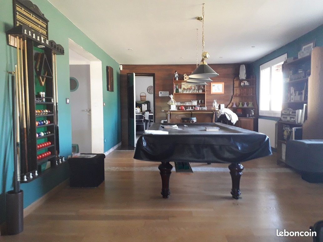 Maison à vendre, 240m², L'Abergement-Sainte-Colombe