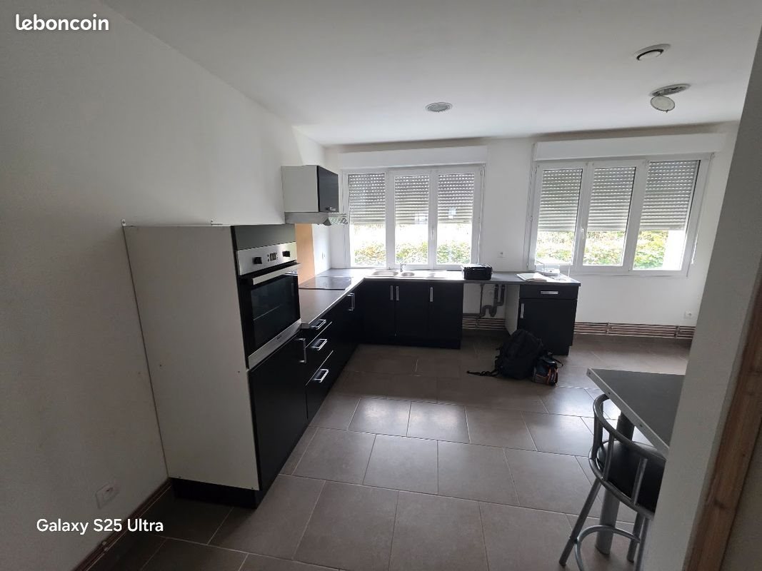 Maison à louer, 80m², Avesnelles