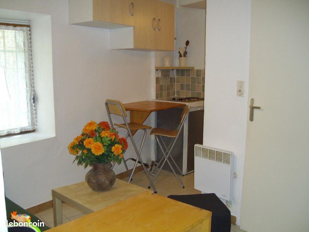 Appartement à louer, 14m², Arles