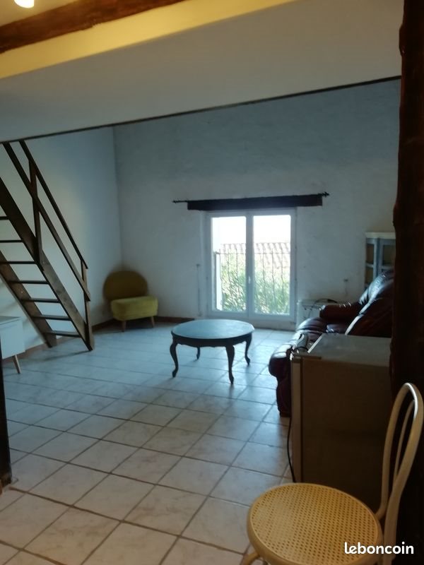 Appartement à louer, 40m², Azille