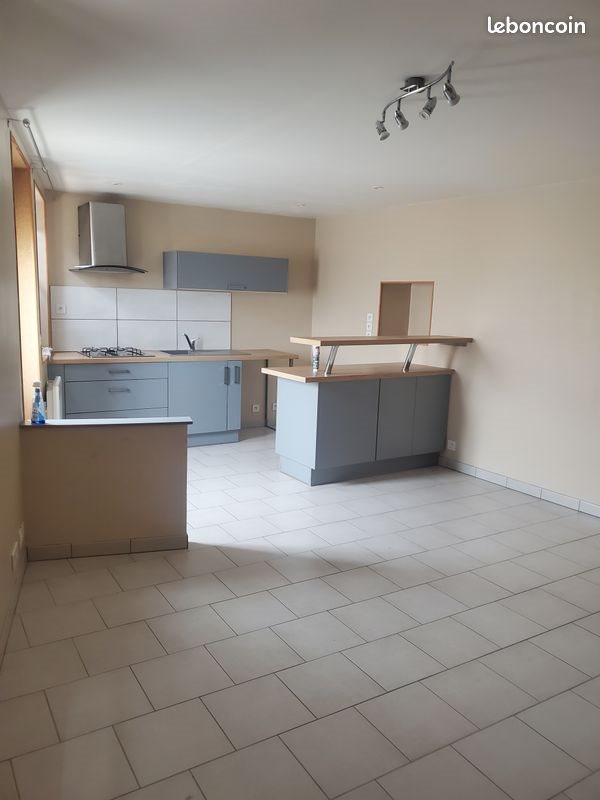 Maison à louer, 38m², Vézelise
