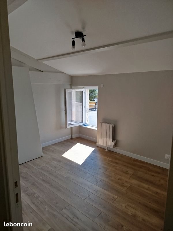Appartement à louer, 60m², Saint-Savinien