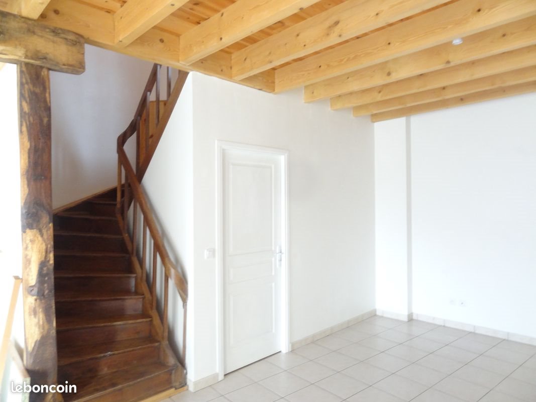 Maison à louer, 86m², Fouquebrune