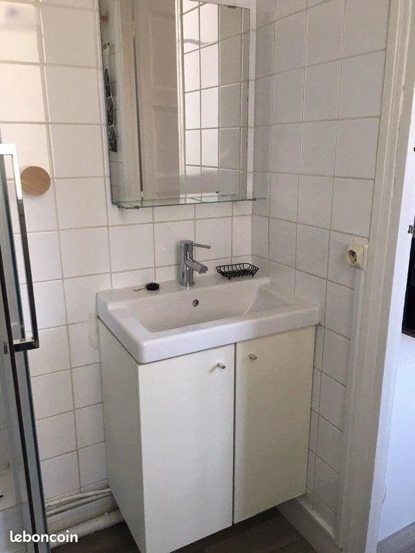 Appartement à louer, 18m², Paris 9ème