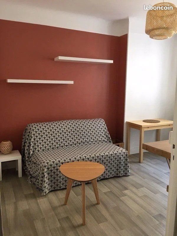 Appartement à louer, 18m², Paris 9ème