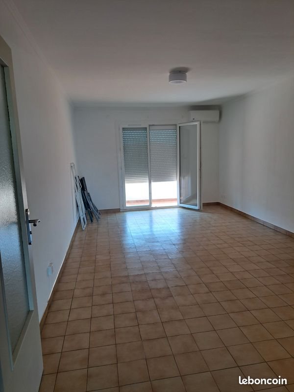 Appartement à louer, 67m², Aléria