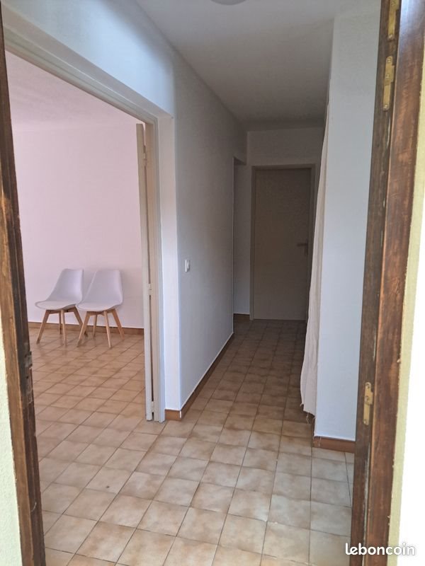 Appartement à louer, 67m², Aléria