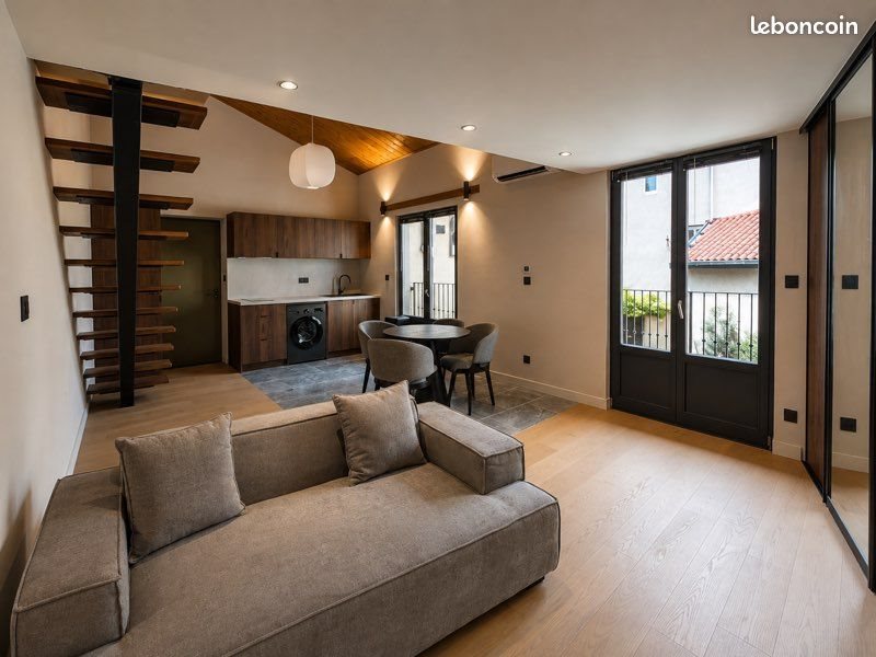 Appartement à louer, 40m², Saint-Genis-Laval