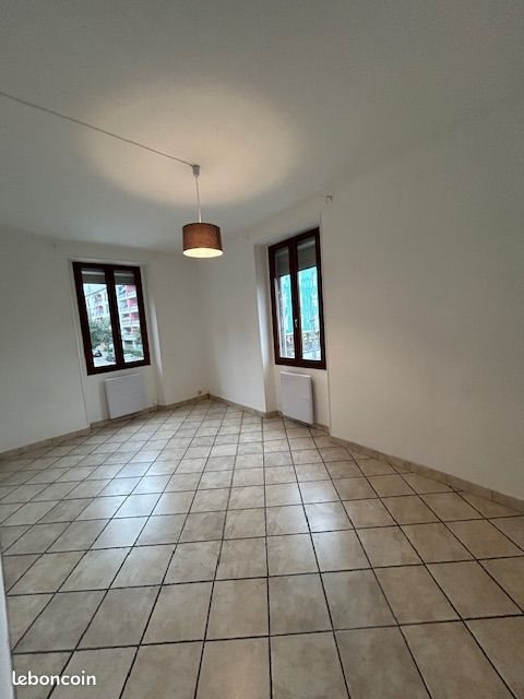 Appartement à louer, 57m², Grenoble