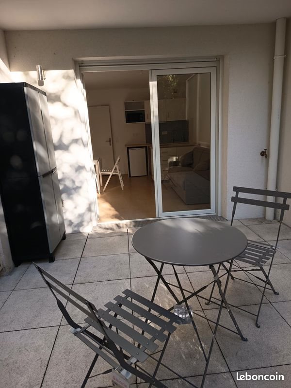 Appartement à louer, 25m², Romainville