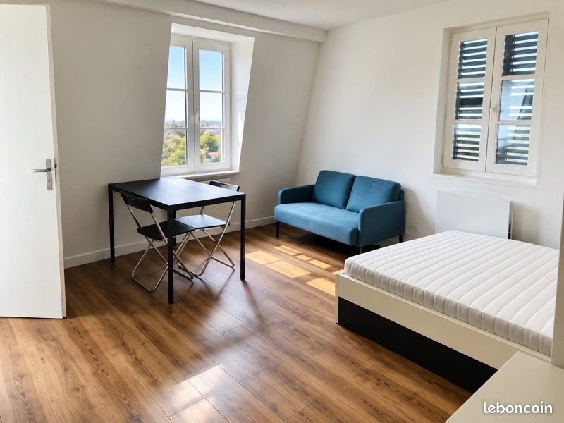 Appartement à louer, 24m², Écully