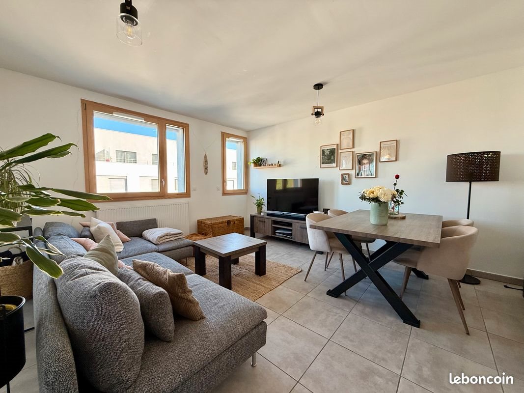 Appartement à vendre, 67m², Saint-Priest