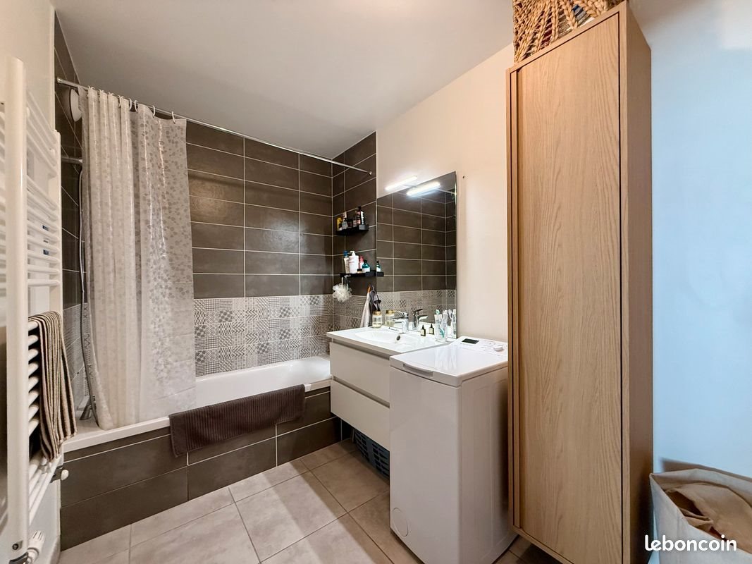 Appartement à vendre, 67m², Saint-Priest