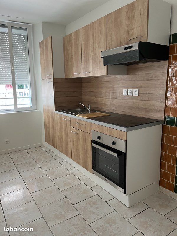 Appartement à louer, 40m², Le Luc