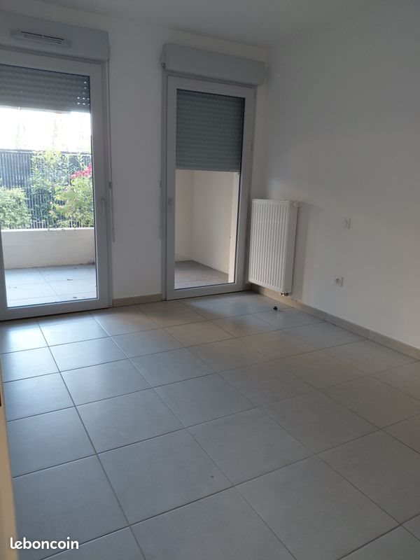 Appartement à louer, 45m², Monteux