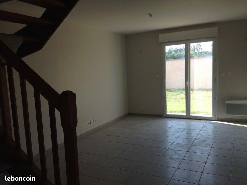 Maison à louer, 85m², Saint-Romain-de-Jalionas