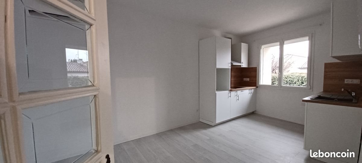 Appartement à louer, 61m², Saint-Mamert-du-Gard