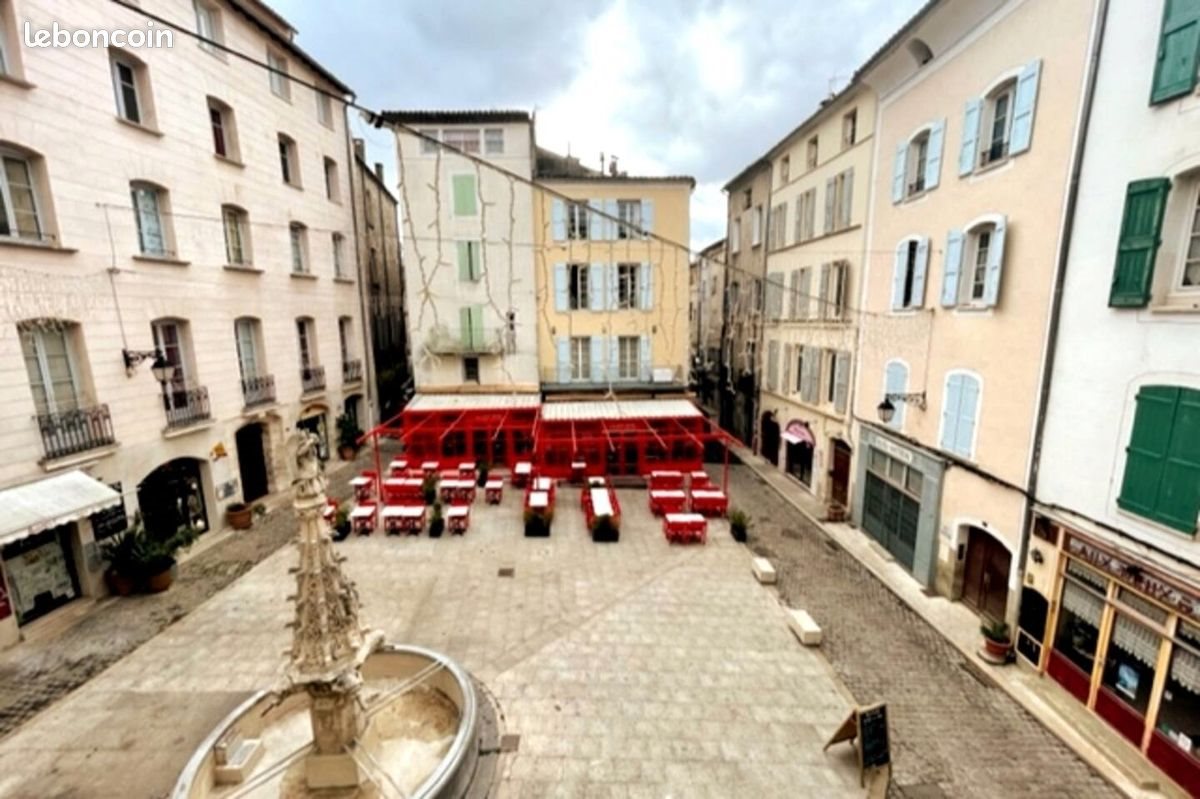 Appartement à louer, 89m², Forcalquier