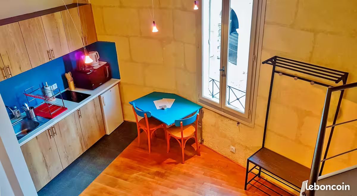 Appartement à louer, 17m², Arles