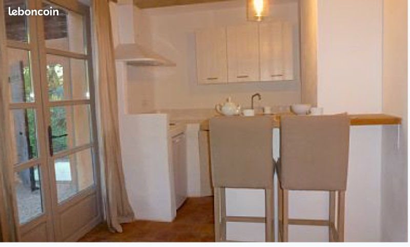 Appartement à louer, 30m², Le Tholonet