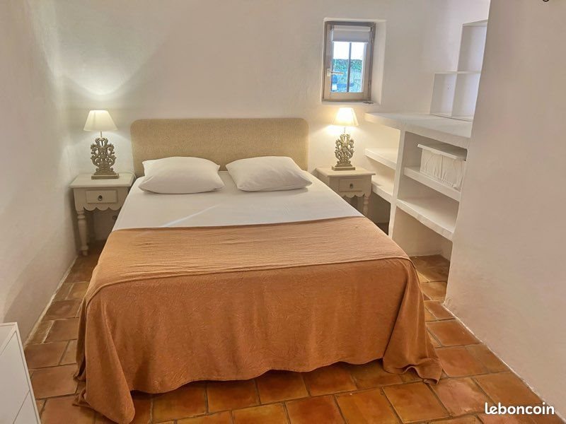 Appartement à louer, 30m², Le Tholonet