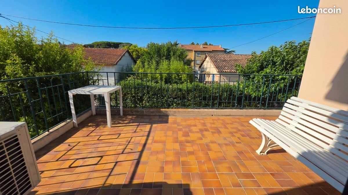 Appartement à louer, 98m², Istres