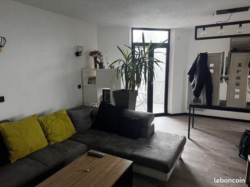 Appartement à louer, 55m², Allevard