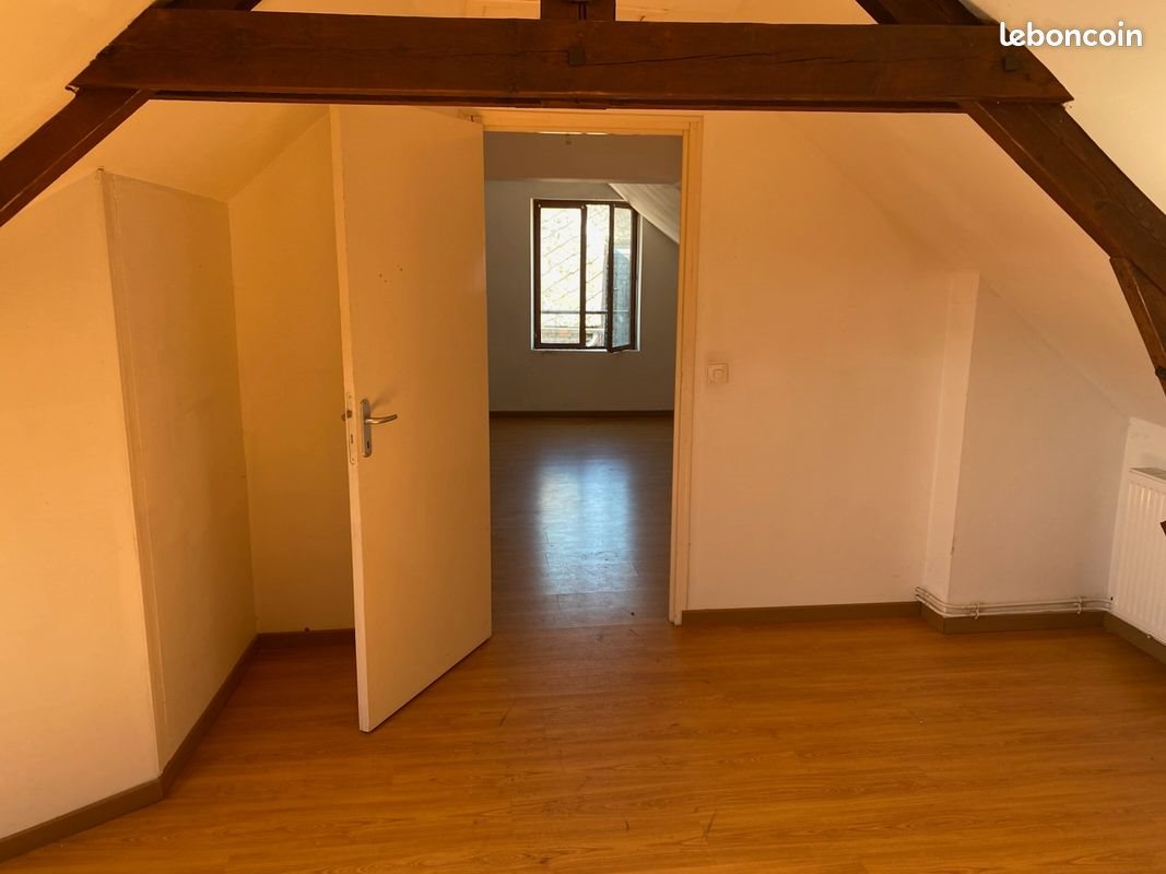 Appartement à louer, 75m², La Fère