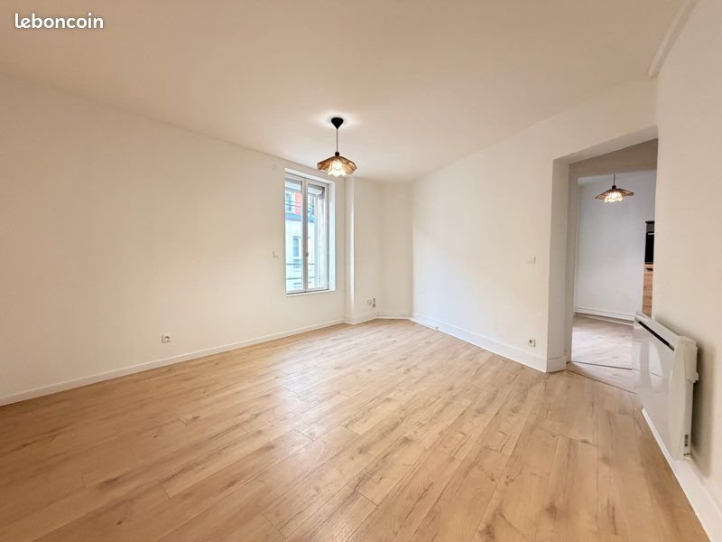 Appartement à louer, 55m², Laon