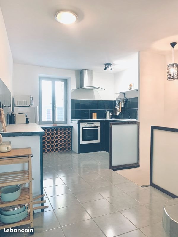 Maison à louer, 77m², Pujaut