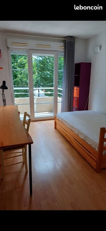 Appartement à louer, 18m², Pau