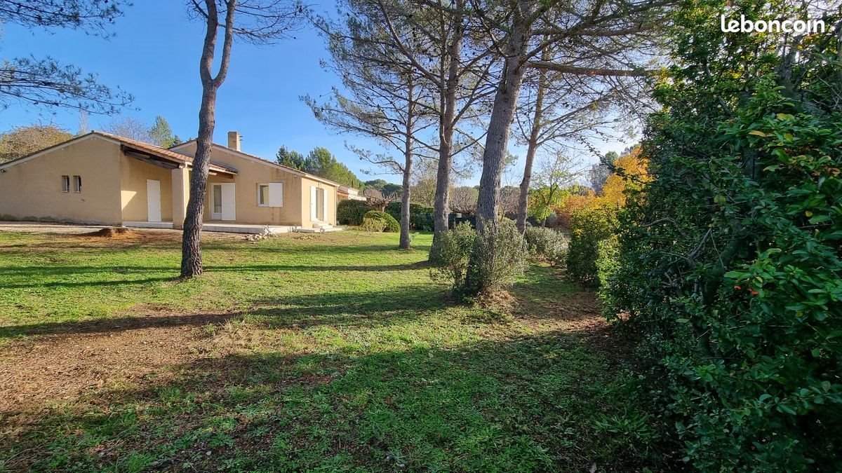 Maison à louer, 90m², Lambesc