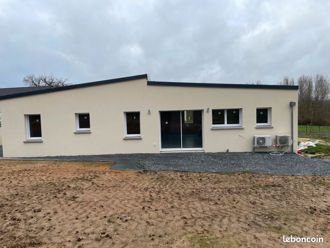 Maison à louer, 103m², Avoise
