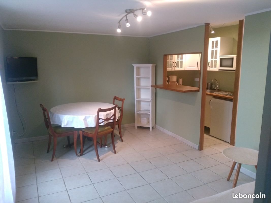 Appartement à louer, 30m², Solliès-Pont