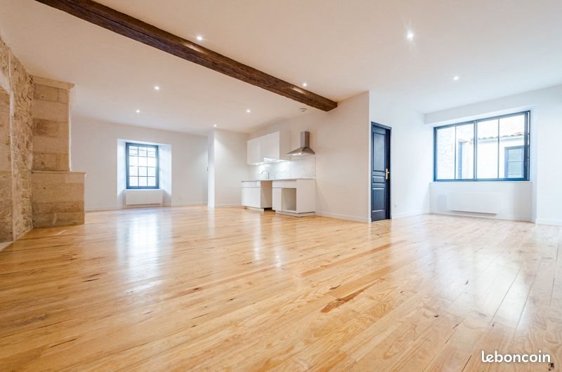 Appartement à louer, 91m², Niort