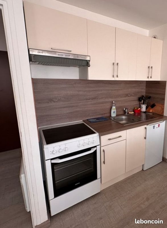 Appartement à louer, 20m², Vénissieux