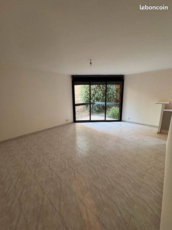 Appartement à louer, 65m², Marseille 13ème