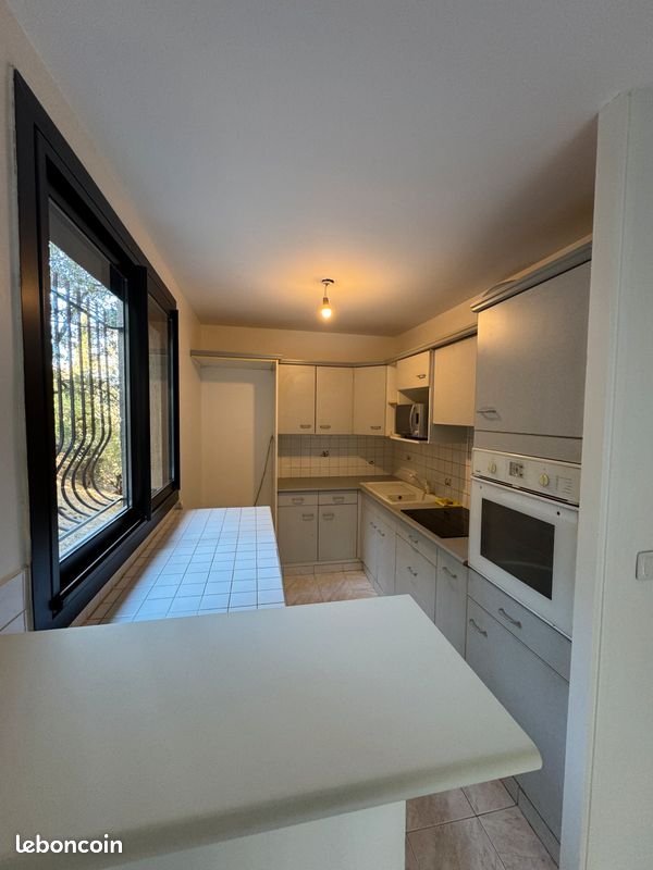 Appartement à louer, 65m², Marseille 13ème