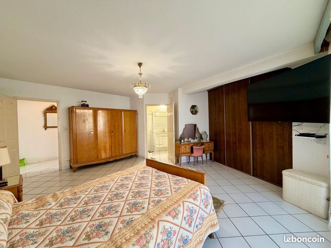 Appartement à louer, 160m², Saint-Cyprien