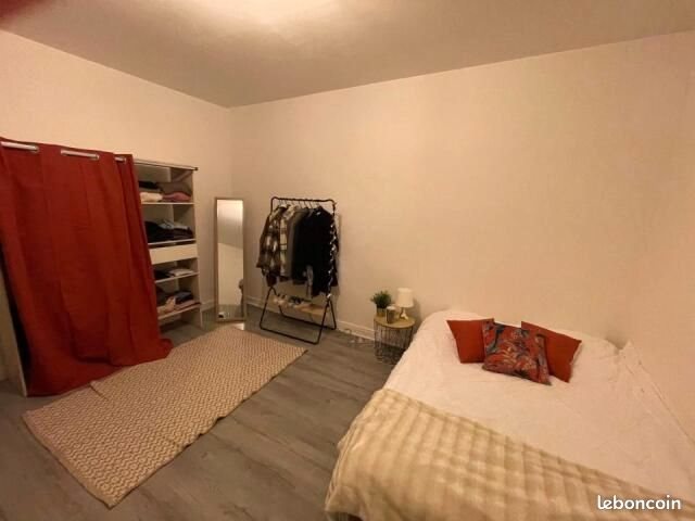 Appartement à louer, 80m², Fougères