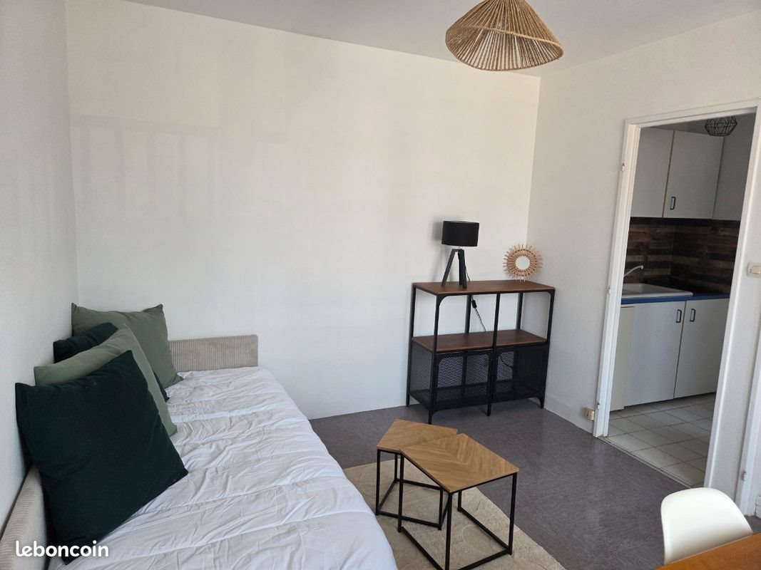 Appartement à louer, 20m², Donchery