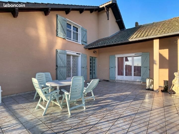 Maison à vendre, 135m², Cours-la-Ville