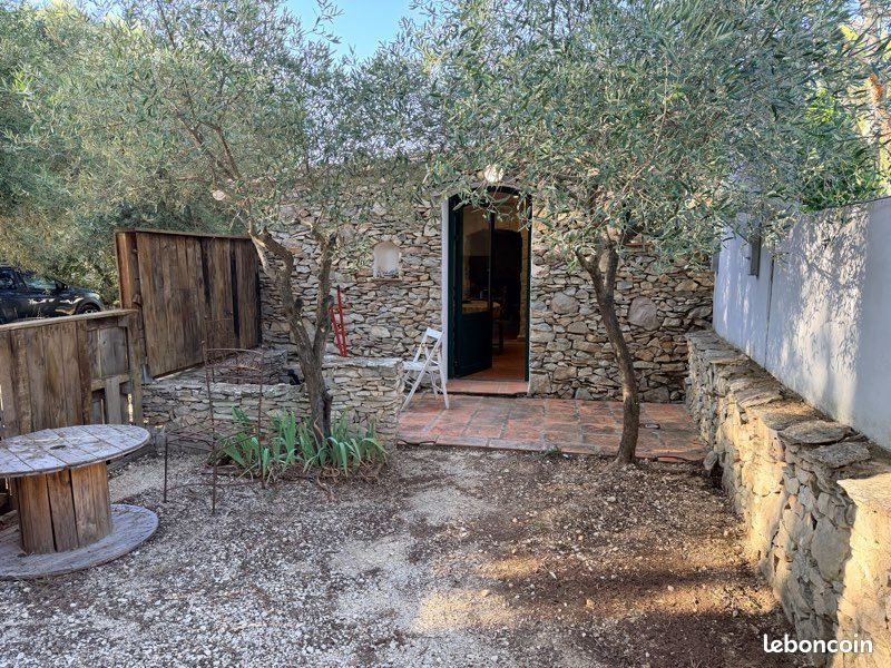 Maison à louer, 57m², Nîmes