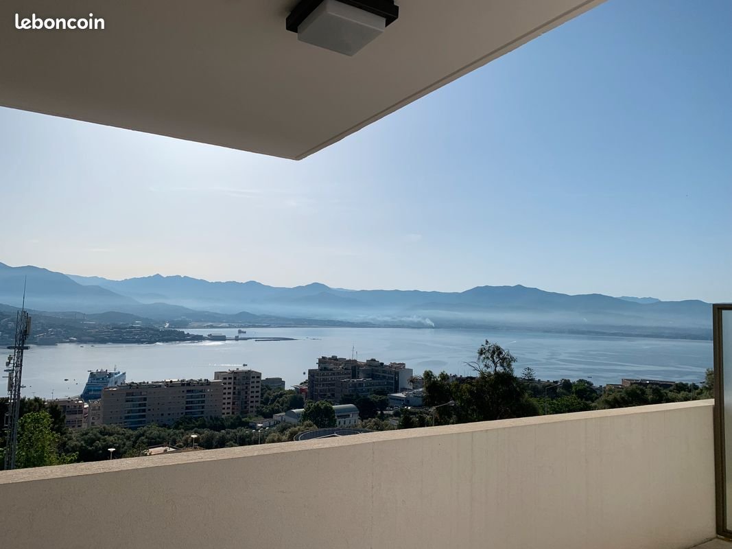 Appartement à louer, 44m², Ajaccio